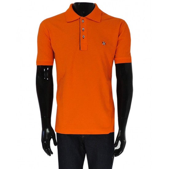 Camisa Polo Masculina com Punho e Detalhe na Abertura dos Botões